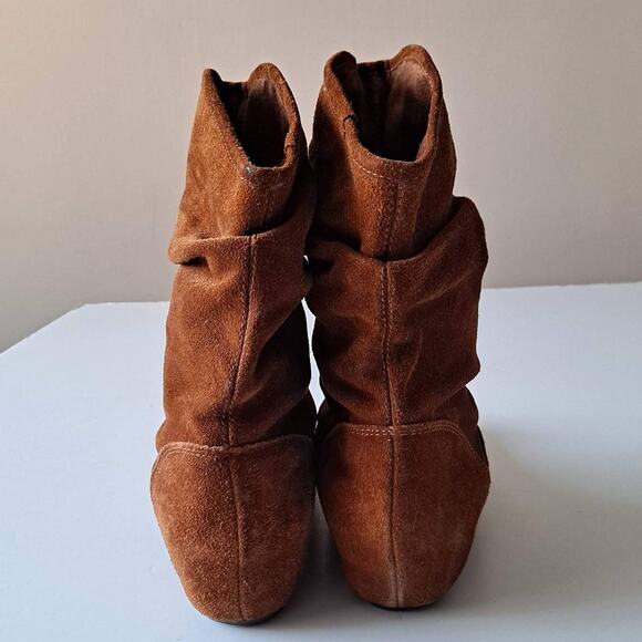 Steve Madden Women's Dark Cinnamon Suede Slouchy Ankle Boots - Size 7 - Picture 9 of 12